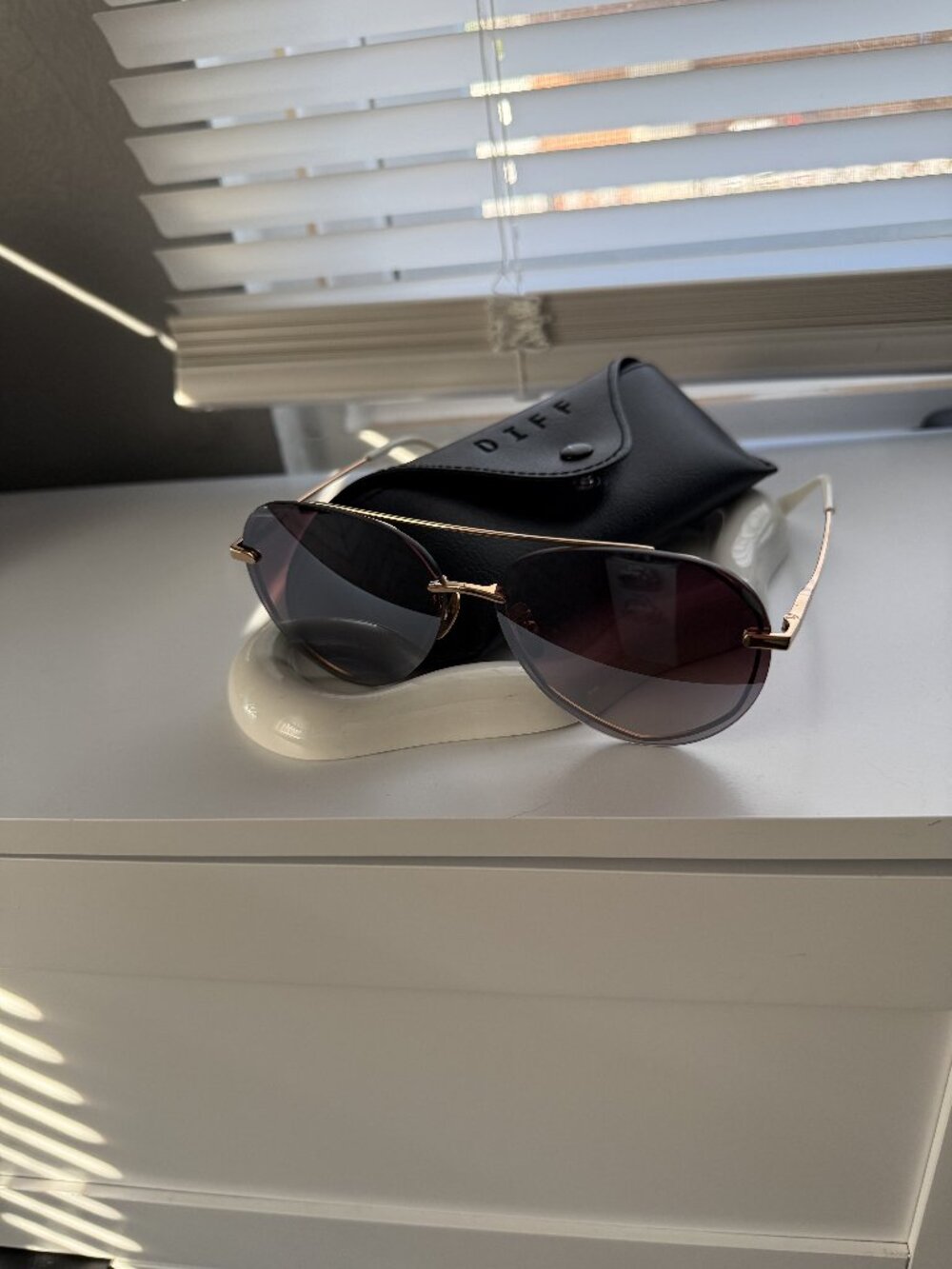 Diff Eyewear "Lenox Aviator" Sunglasses